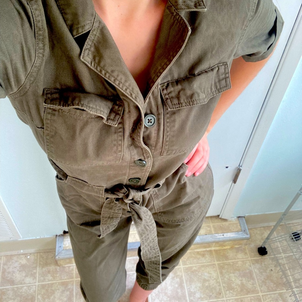 🍸H & M Cargo Olive Green Jumpsuit